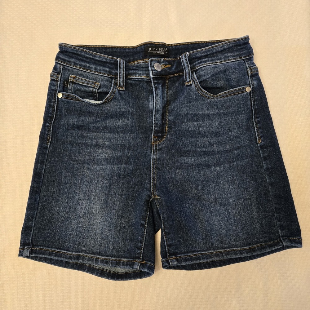 Judy Blue Dark Wash Denim Jean Shorts 5 in Inseam
